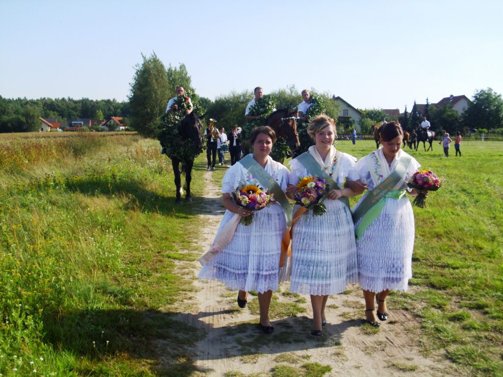 Hahnrupfen in Döbbrick 2011 (Foto: Jugendkoordinator der Domowina Helmut Mattick)