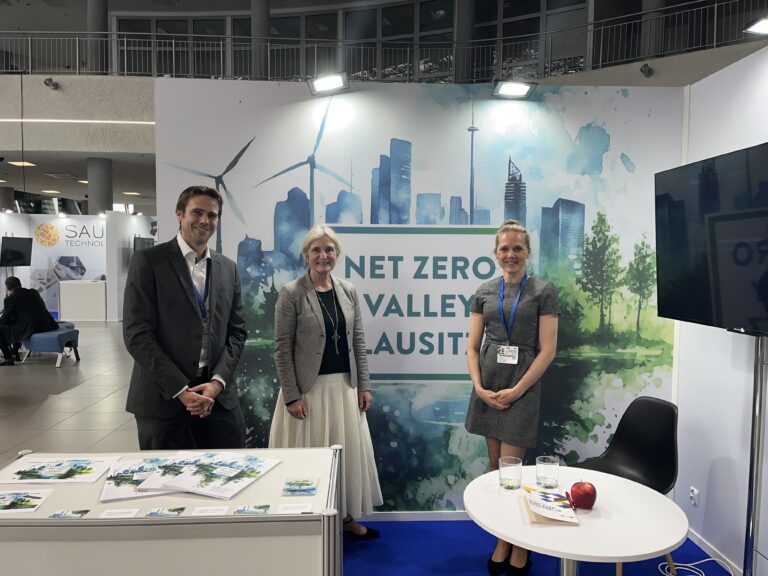 EU-Industry-Day in Polen: (v. l.) Dr. Markus Niggemann, Kerstin Jorna (Director General EU COM) und Maria Marquardt