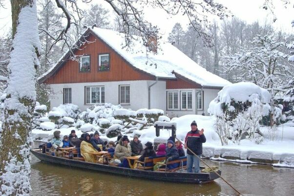 Winterkahnfahrten 11.00 & 13.00 Uhr