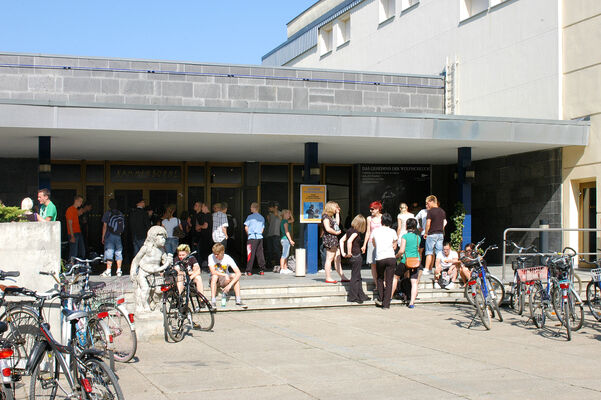 Staatstheater Cottbus: Unendlich lange | Premiere