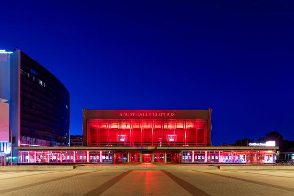 Olaf Schubert  und seine Freunde - Jetzt oder now!