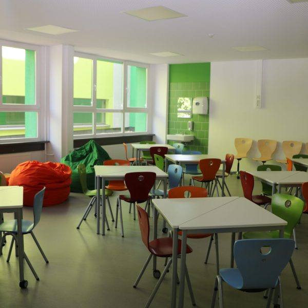 29dae475a435940db93c18a097452b3f02aec188e2e629e848265e2f71f9aa98.jpg#Astrid-Lindgren-Grundschule, #Bildung, #energetische Sanierung, #Energie, #Eröffnung der Astrid-Lindgren-Grundschule nach der Sanierung, #Grundschule, #Schmellwitz, #Schule