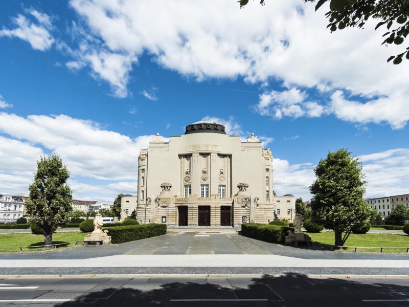 Das Große Haus am Schillerplatz